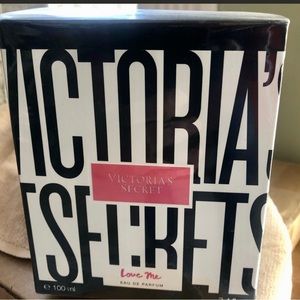 New Victoria Secret Perfume-Never opened.